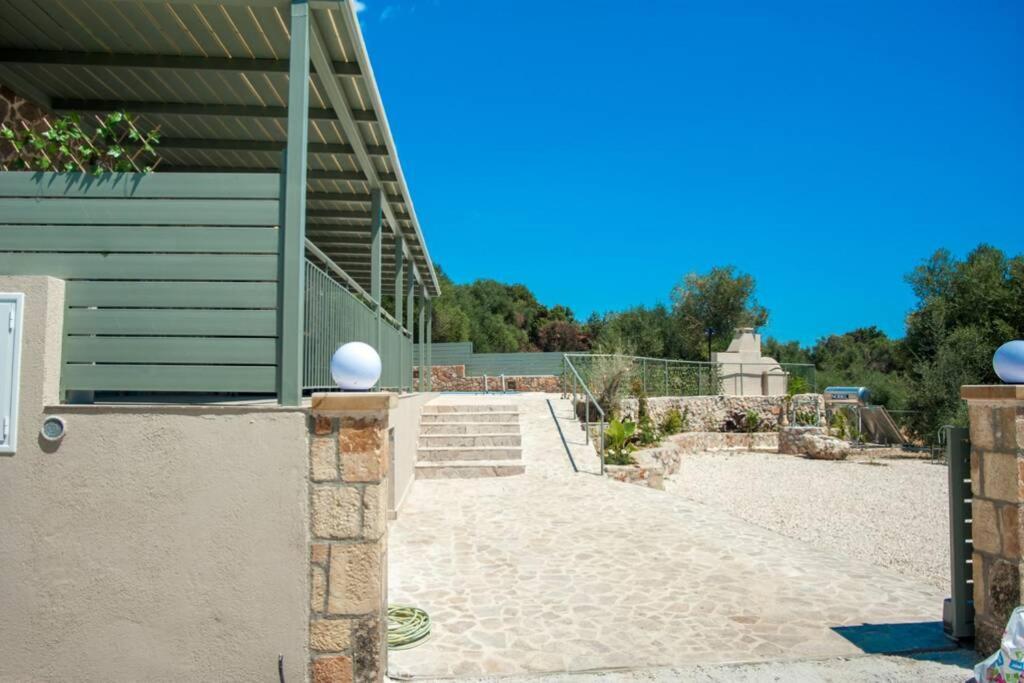 Villa Afrato Calma In Trapezaki-Private Pool -2 Br Trapezaki  Eksteriør bilde